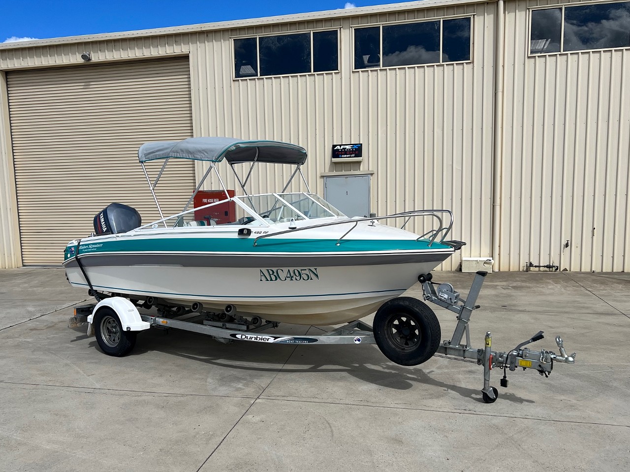 1998 HAINES SIGNATURE 492RF RUNABOUT - Apex Marine